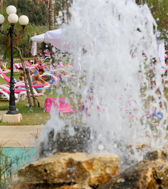 Edde Sands Champagne Shower